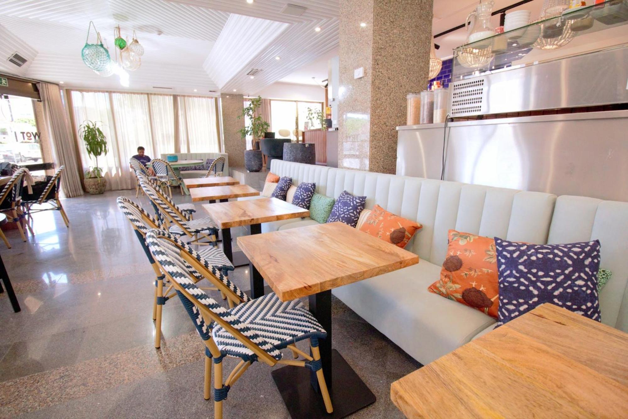 Wot Costa Da Caparica Hotel Ngoại thất bức ảnh