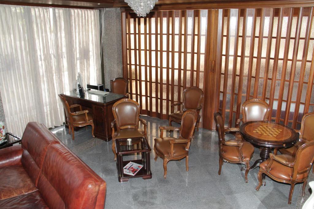 Wot Costa Da Caparica Hotel Ngoại thất bức ảnh