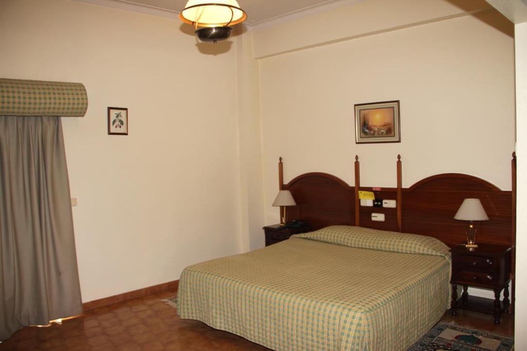 Wot Costa Da Caparica Hotel Ngoại thất bức ảnh